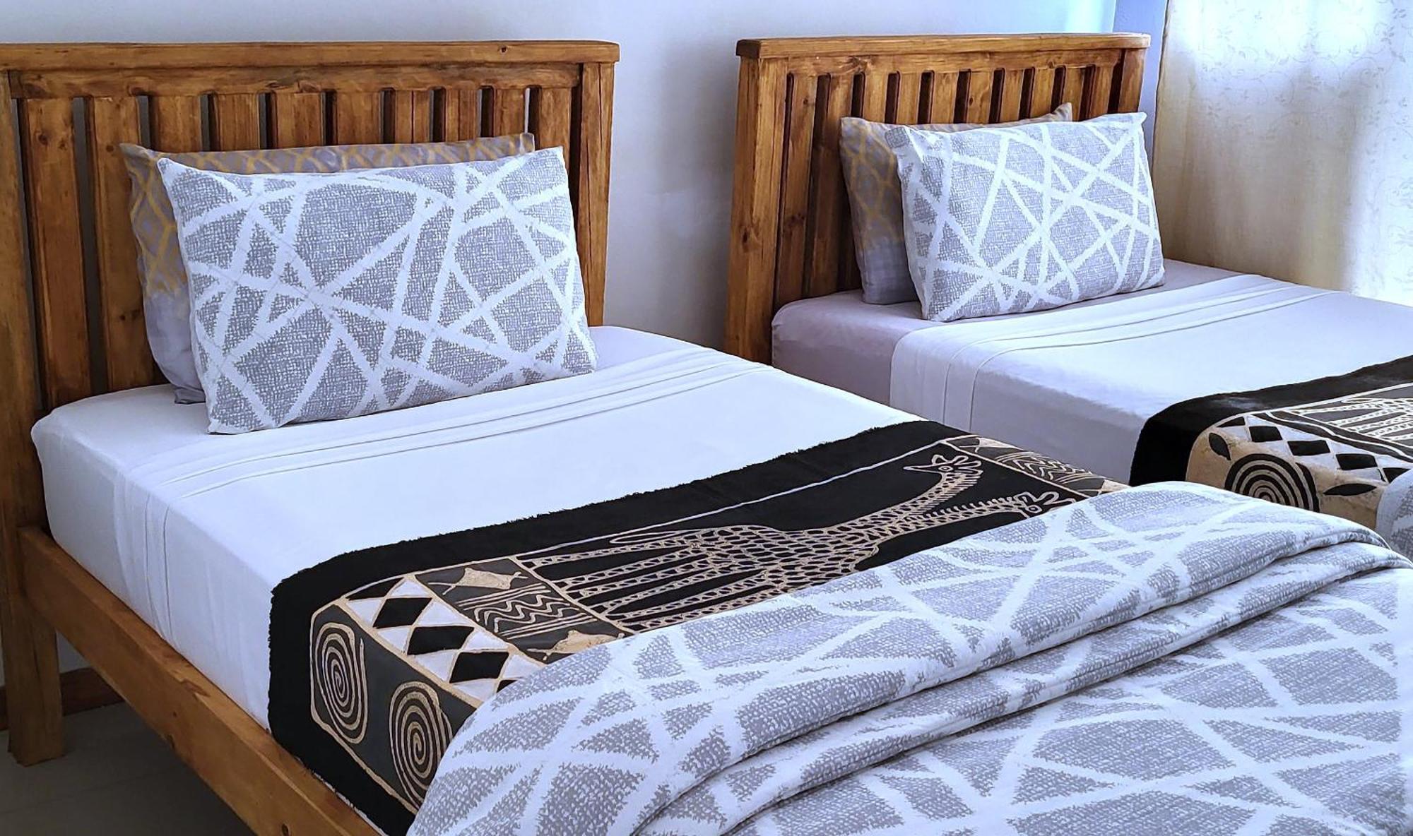 Maun Luxury Oasis Apartment ภายนอก รูปภาพ